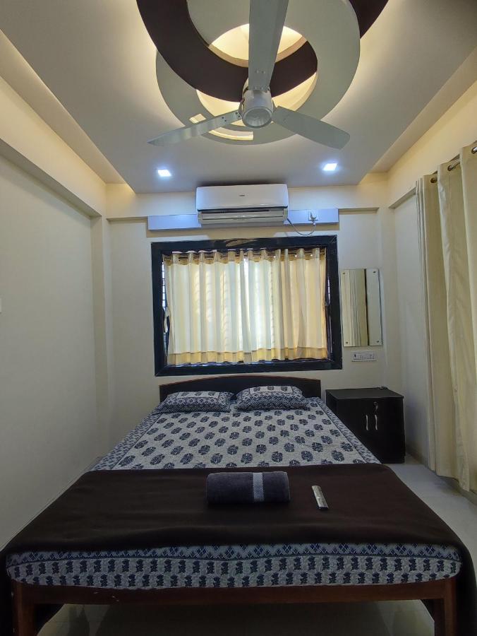 אליבג Sukhakarta Holiday Home מראה חיצוני תמונה
