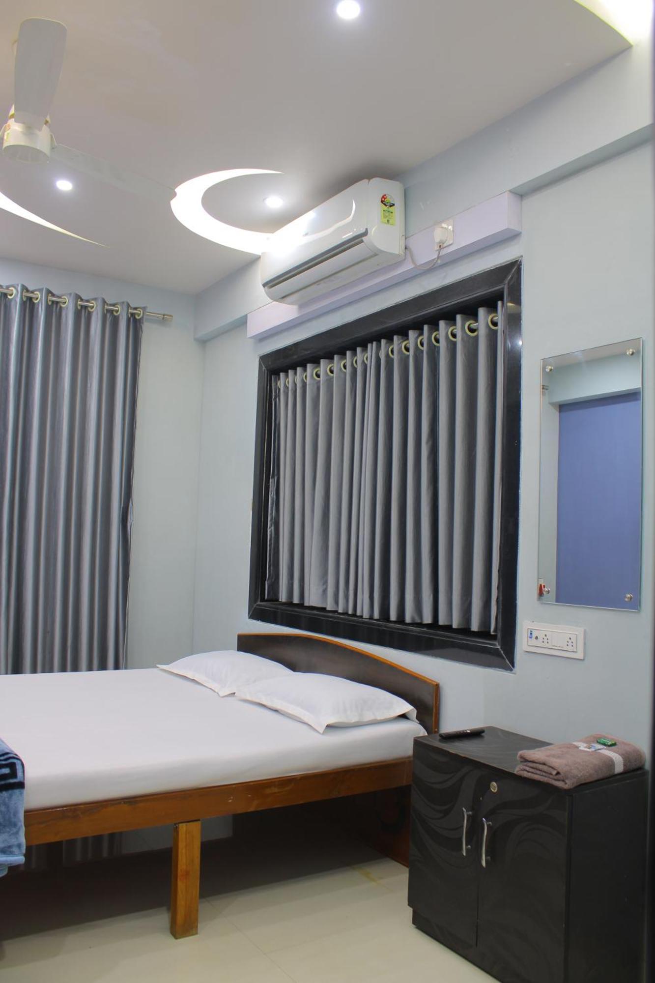 אליבג Sukhakarta Holiday Home מראה חיצוני תמונה