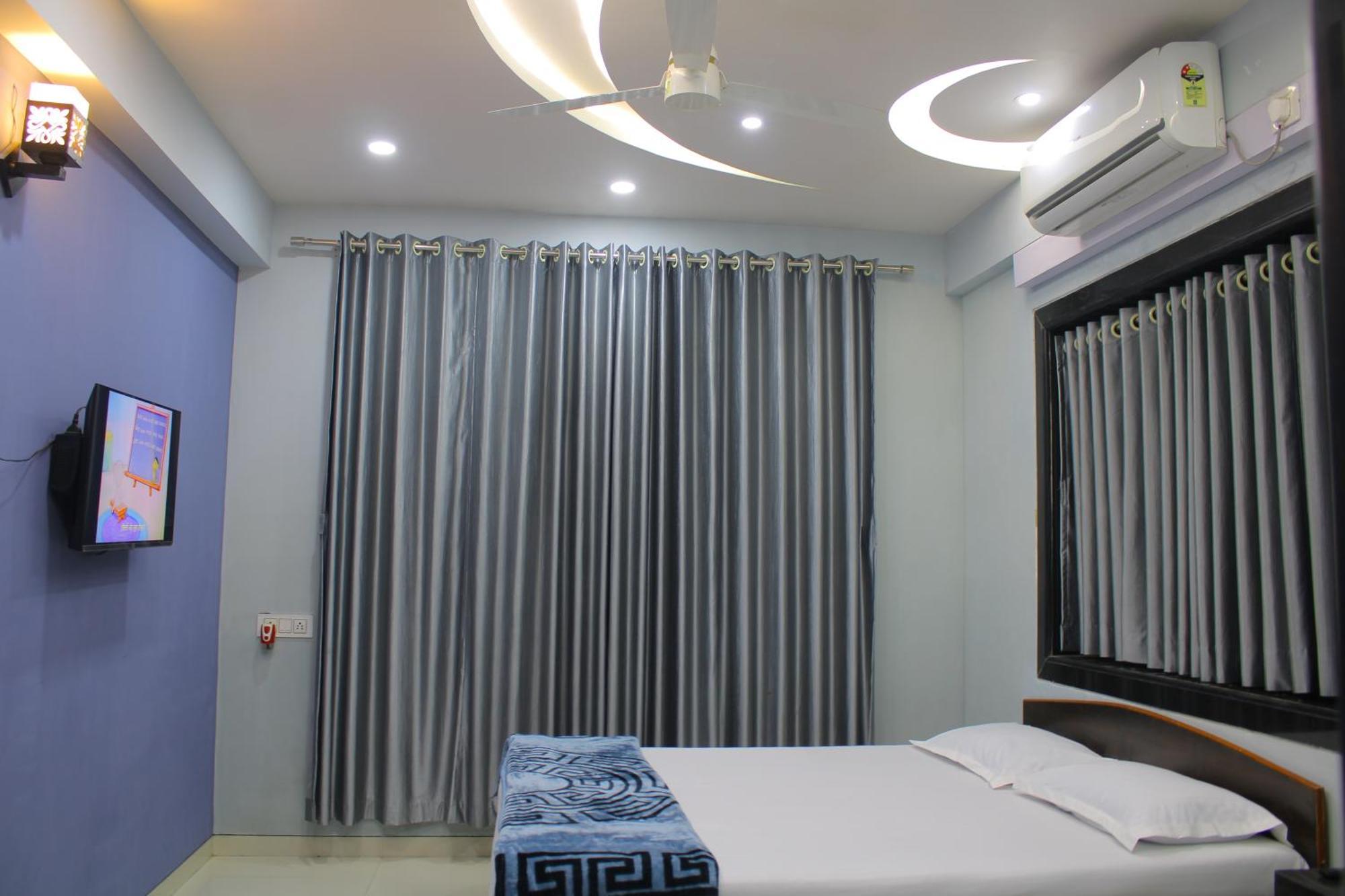 אליבג Sukhakarta Holiday Home מראה חיצוני תמונה